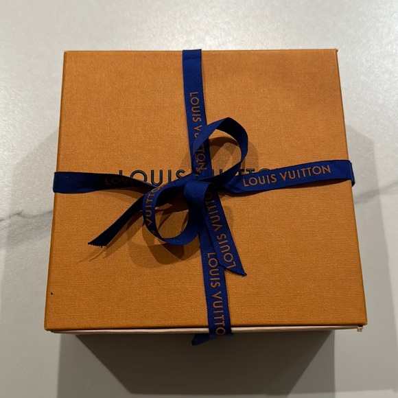 LOUIS VUITTON BOX - Picture 2 of 5